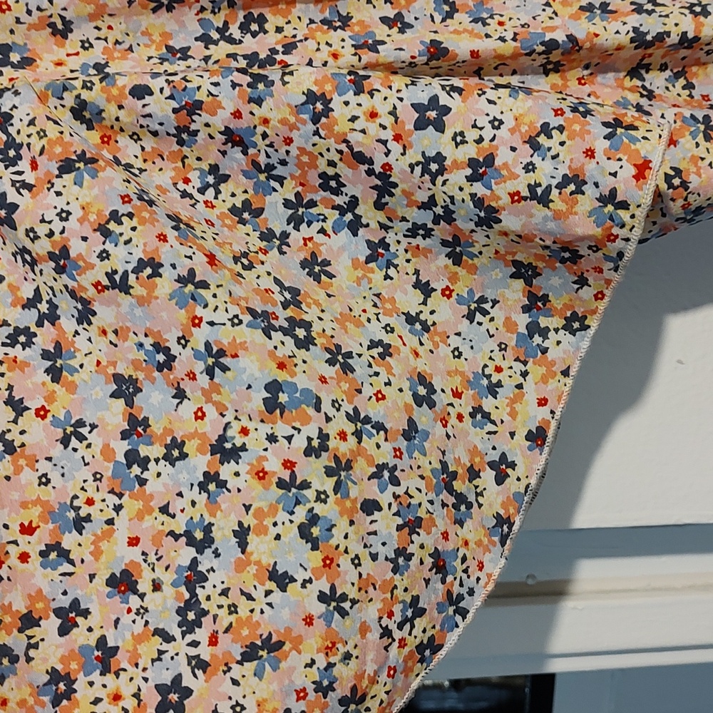 Ladies Blue/Pink Floral Dress with Flutter Sleeves Size 2x - Picture 5 of 11